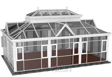 Alles würzt moderner Sunroom-Erweiterungs-Einschließungs-Bau-schräg liegendes Dach